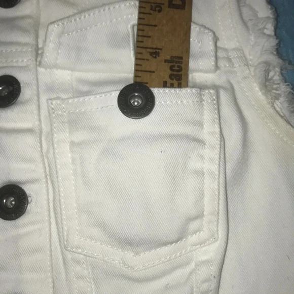 HWY JEANS Sleeveless Cropped White Denim Button Up Vest 2 Chest Pockets Size S - Picture 9 of 9